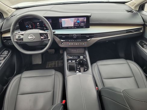 Used 2025 Nissan Murano SL image 14