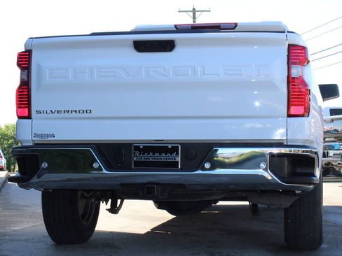 Used 2024 Chevrolet Silverado 1500 W/T w/ WT Value Package AWD/4WD image 4