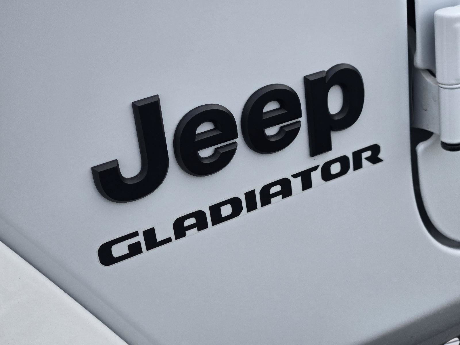 Used 2022 Jeep Gladiator Sport AWD/4WD image 10