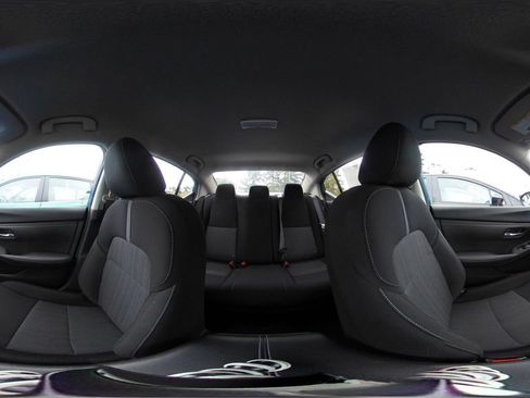 Used 2025 Nissan Sentra SV FWD image 37
