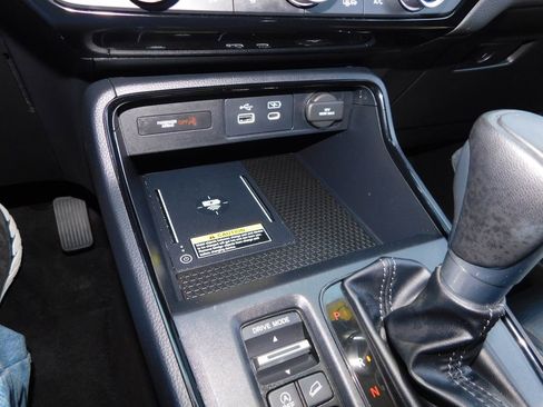 Used 2025 Honda CR-V EX-L image 39