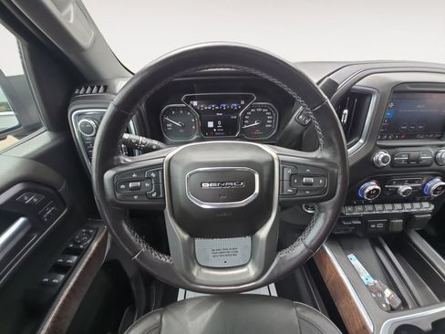 Used 2022 GMC Sierra 1500 Denali w/ Denali Premium Package AWD/4WD image 11