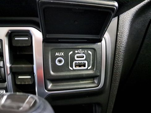 New 2026 Jeep Gladiator Sport image 15