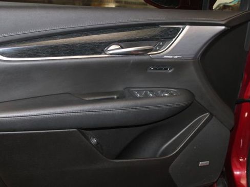 Used 2020 Cadillac XT5 Premium Luxury AWD/4WD image 21