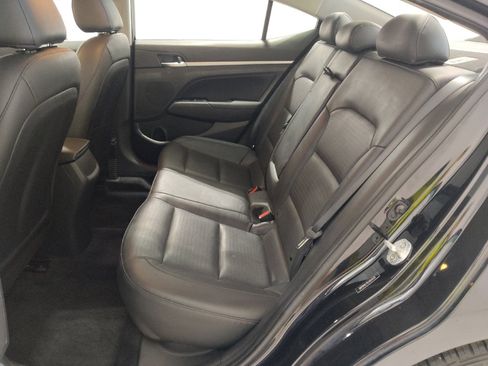 Used 2020 Hyundai Elantra Limited w/ Ultimate Package 03 FWD image 18