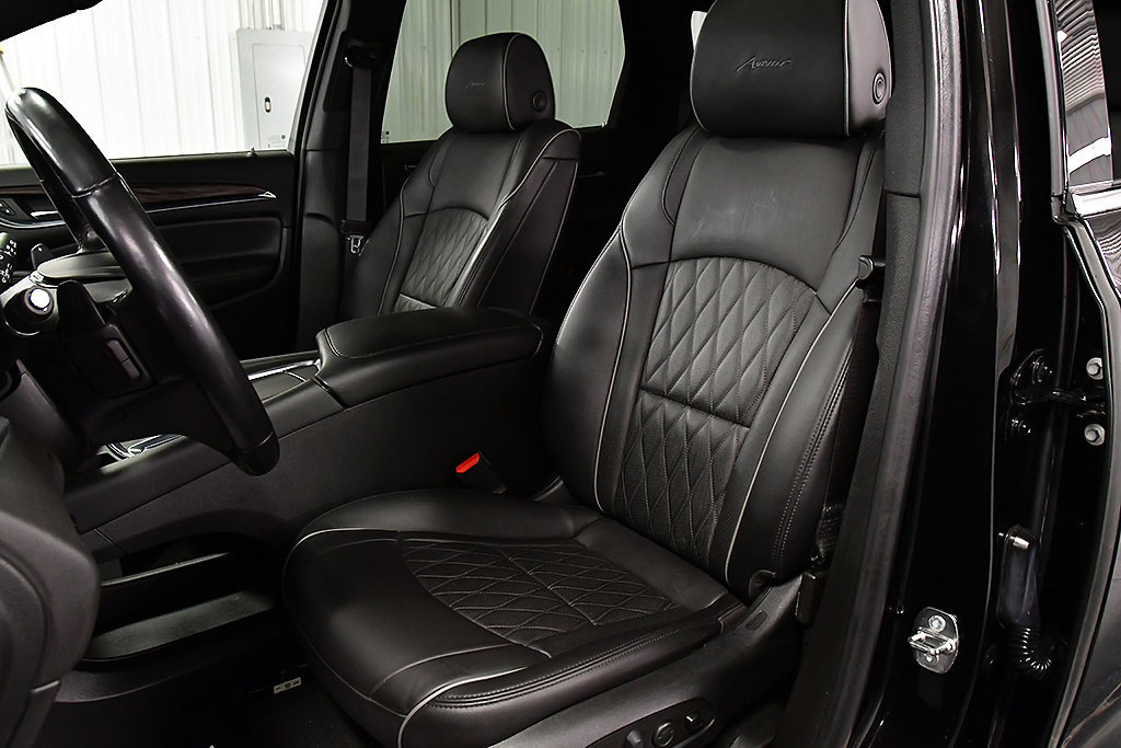Used 2024 Buick Enclave Avenir w/ Avenir Technology Package AWD/4WD image 25