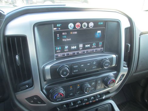 Used 2018 GMC Sierra 1500 SLT image 29