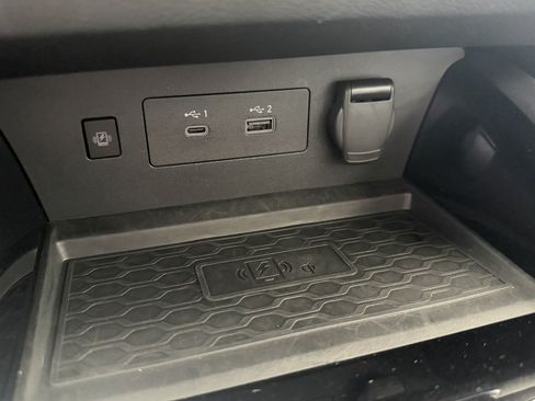 Used 2025 Nissan Altima 2.5 SR w/ SR Premium Package FWD image 20