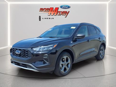 Used 2025 Ford Escape ST-Line w/ Tech Pack #1 AWD/4WD image 1