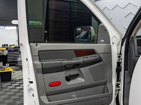 Used 2008 Dodge Ram 2500 Truck Laramie w/ Trailer Tow Group AWD/4WD image 9