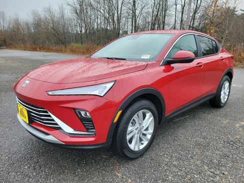 New 2026 Buick Envista Preferred w/ Convenience II Package image 1