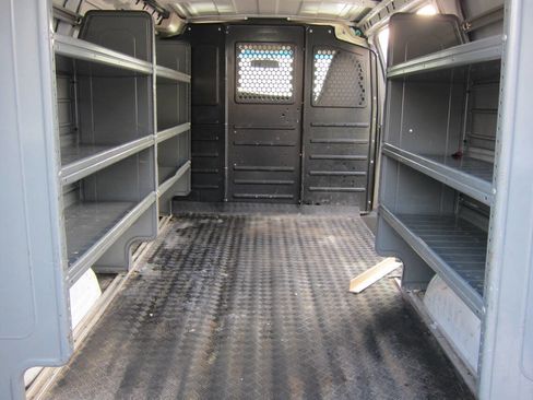 Used 2020 GMC Savana 2500 w/ Driver Convenience Package image 16