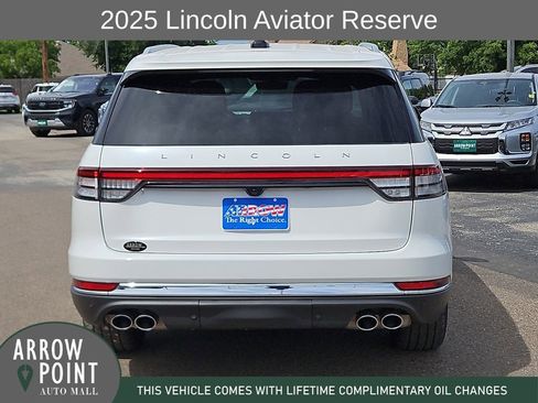 Used 2025 Lincoln Aviator Reserve w/ Luxury Package AWD/4WD image 10