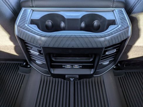 New 2026 RAM 2500 Big Horn AWD/4WD image 16