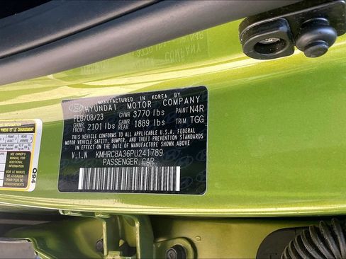 Used 2023 Hyundai Venue SEL FWD image 32