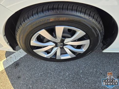 Used 2025 Honda Civic LX image 15