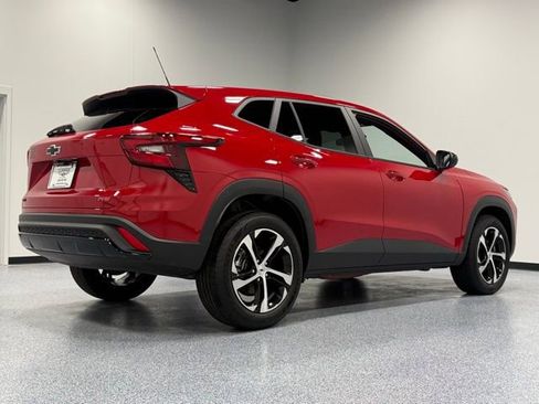Used 2026 Chevrolet Trax RS w/ Driver Confidence Package FWD image 13