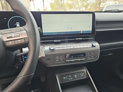 Certified 2025 Hyundai Kona SEL FWD image 20