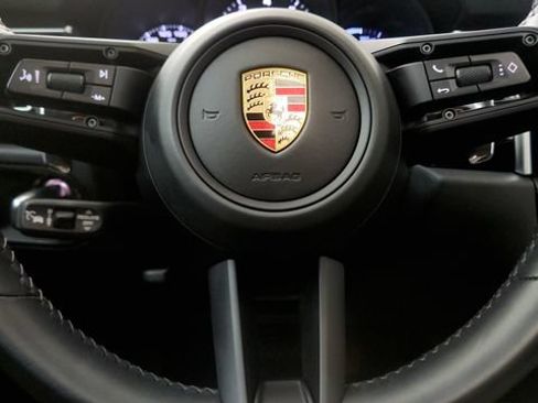 Used 2024 Porsche Macan S AWD/4WD image 56