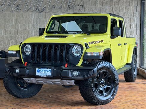 Used 2023 Jeep Gladiator Mojave w/ Trailer Tow Package AWD/4WD image 2