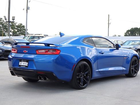 Used 2016 Chevrolet Camaro SS RWD image 7