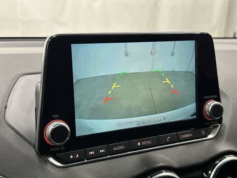 Used 2024 Nissan Sentra SV FWD image 23