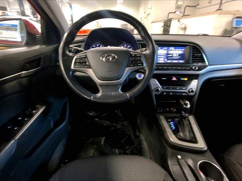 Used 2017 Hyundai Elantra Value Edition image 7