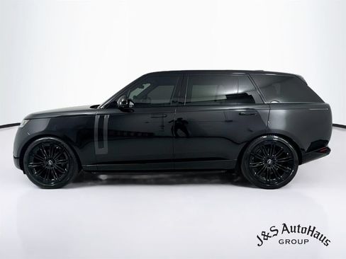 Used 2024 Land Rover Range Rover Long Wheelbase SE AWD/4WD image 4