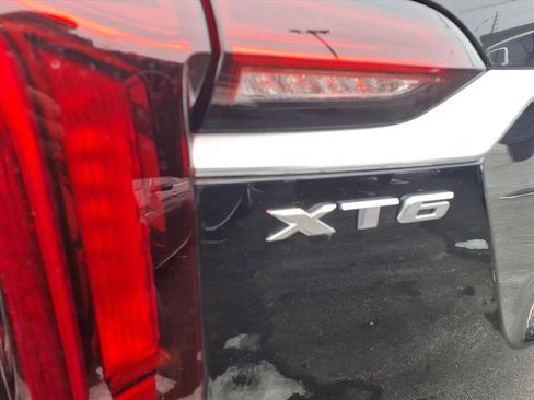 Certified 2024 Cadillac XT6 Premium Luxury w/ LPO, Floor Liner Package image 11