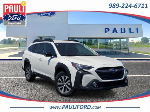 Used 2024 Subaru Outback Premium AWD/4WD image 1