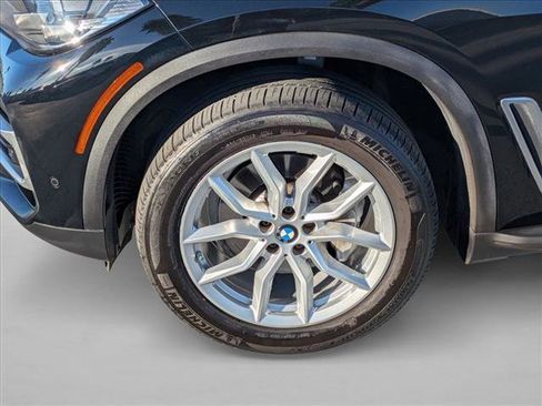 Used 2022 BMW X5 sDrive40i w/ Parking Assistance Package image 26
