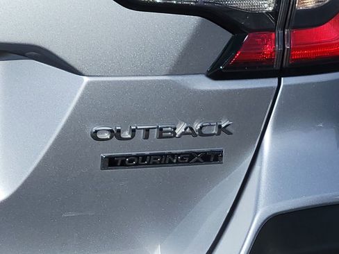 Used 2025 Subaru Outback Touring XT image 12