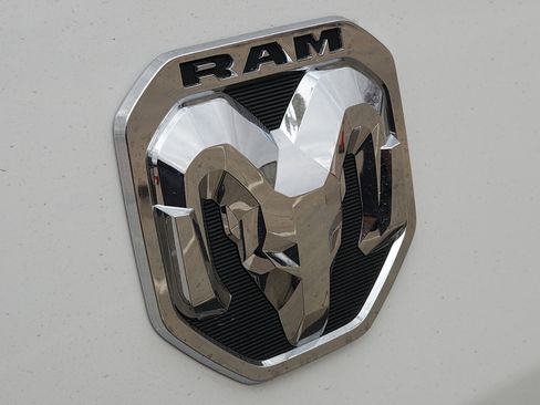 New 2026 RAM ProMaster 2500 w/ Convenience Group image 7