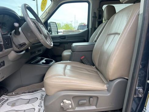 Used 2021 Nissan NV 3500 SL RWD image 18