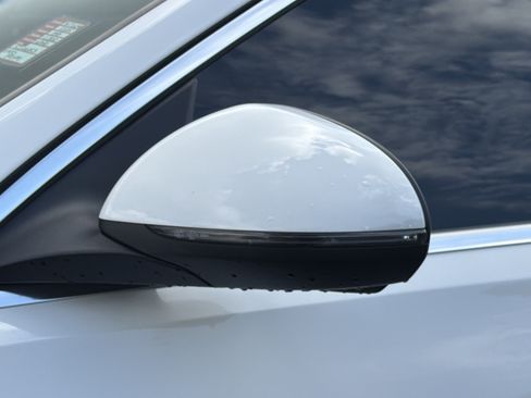 Used 2025 Mercedes-Benz C 300 Sedan image 27