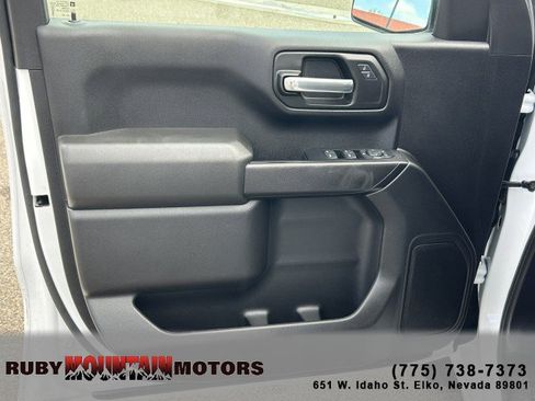 Used 2024 GMC Sierra 1500 Pro w/ Graphite Edition AWD/4WD image 9