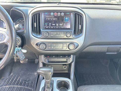 Used 2017 Chevrolet Colorado LT w/ LT Convenience Package image 23