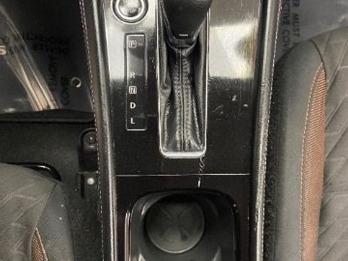 Used 2023 Nissan Kicks SR image 24