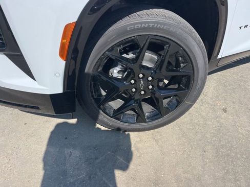 New 2026 Chevrolet Traverse RS w/ LPO, Floor Liner Package FWD image 43