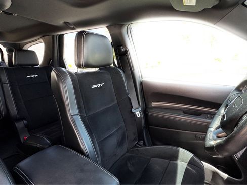 Used 2018 Dodge Durango SRT w/ Technology Group AWD/4WD image 17