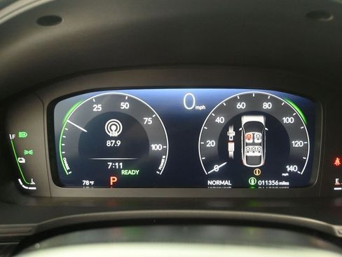 Used 2025 Honda Civic Sport Touring image 12