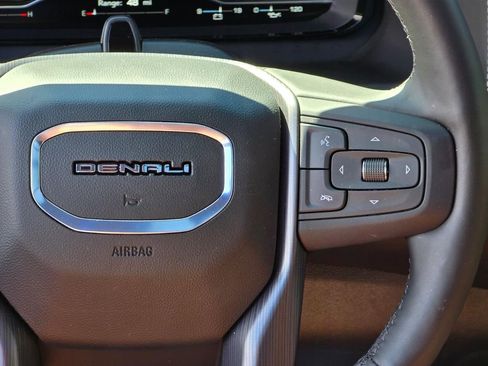 Used 2024 GMC Yukon Denali Ultimate AWD/4WD image 17