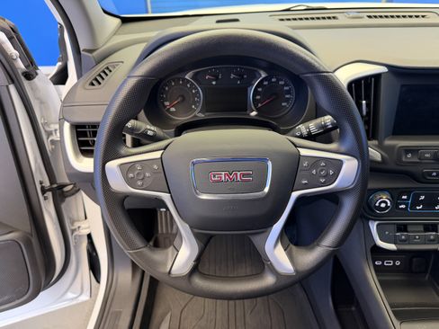 Used 2023 GMC Terrain SLE w/ LPO, Floor Liner Package FWD image 13