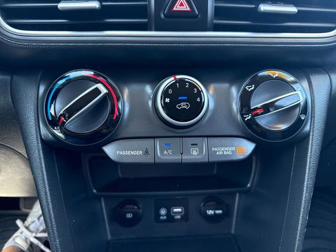 Used 2020 Hyundai Kona SEL FWD image 21