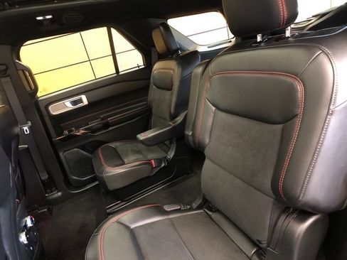 Certified 2023 Ford Explorer ST-Line w/ Class IV Trailer Tow Package AWD/4WD image 22