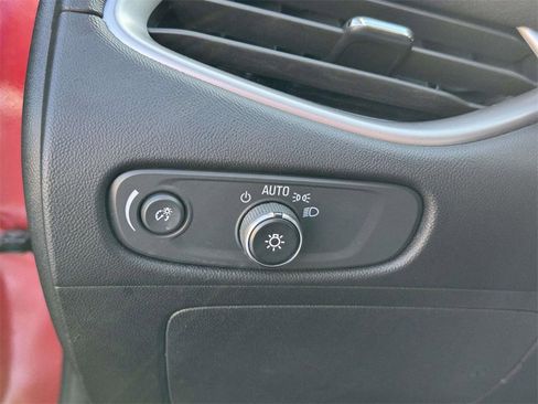 Used 2021 Chevrolet Malibu RS image 16