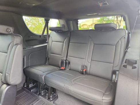 New 2026 GMC Yukon XL Denali w/ Sun & Power Step Package AWD/4WD image 10
