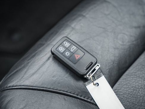 Used 2010 Volvo S80 3.2 image 37