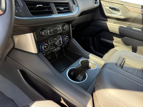 Used 2023 Chevrolet Tahoe Z71 w/ Z71 Off-Road Package image 13