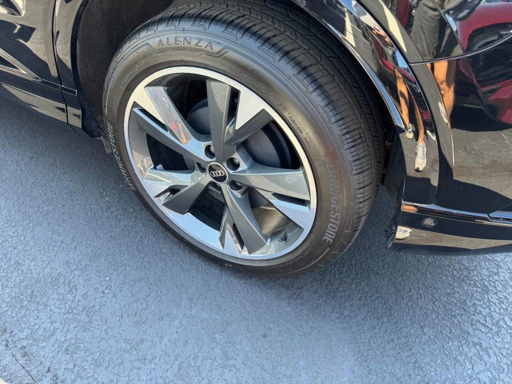 Used 2023 Audi Q4 e-tron Prestige w/ Black Optic Package AWD/4WD image 6